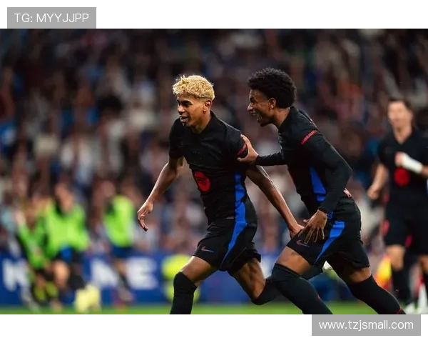 西甲洛佩斯后场失误 亚马尔抢断单刀破门助巴萨领先