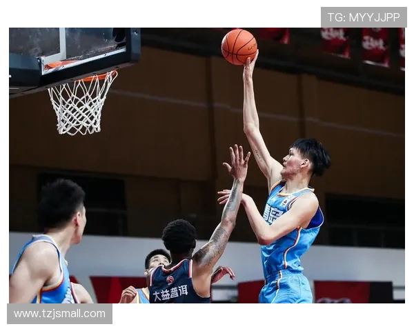 场均十四分十一板潜力中锋杨瀚森获开拓者召回担纲内线核心重任